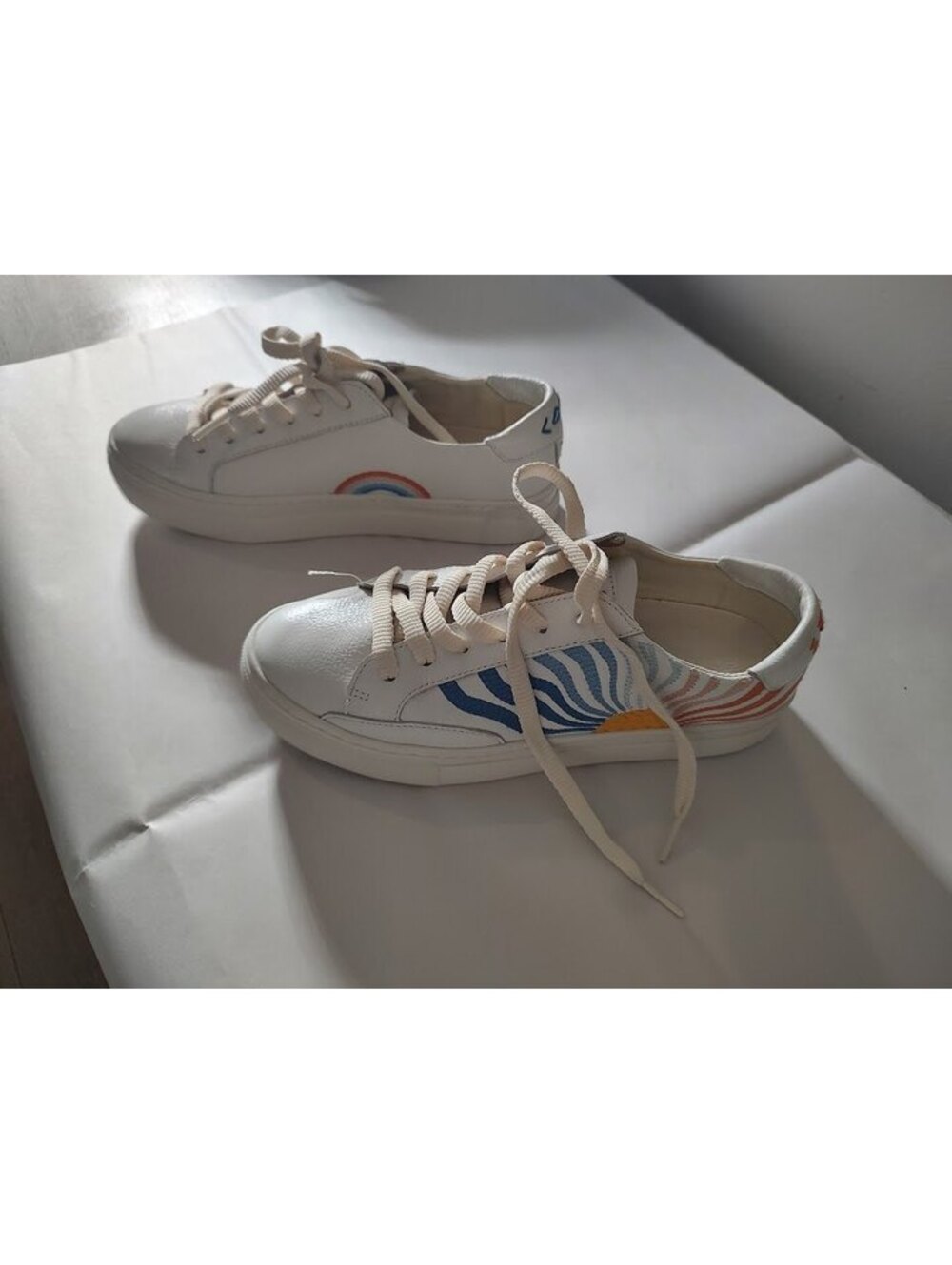 Soludos Ibiza Groovy Wave Embroidered Platform Leather Sneakers Women's Sz 7